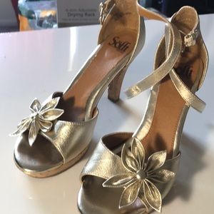 Sofft heels ⭐️ 2/$20⭐️